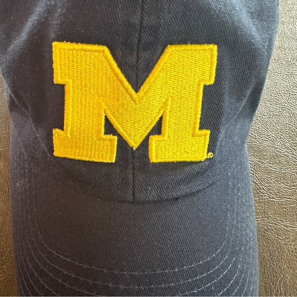 New Era Dark Blue University of Michigan Hat with Bright Yellow Emblem - Picture 2 of 8